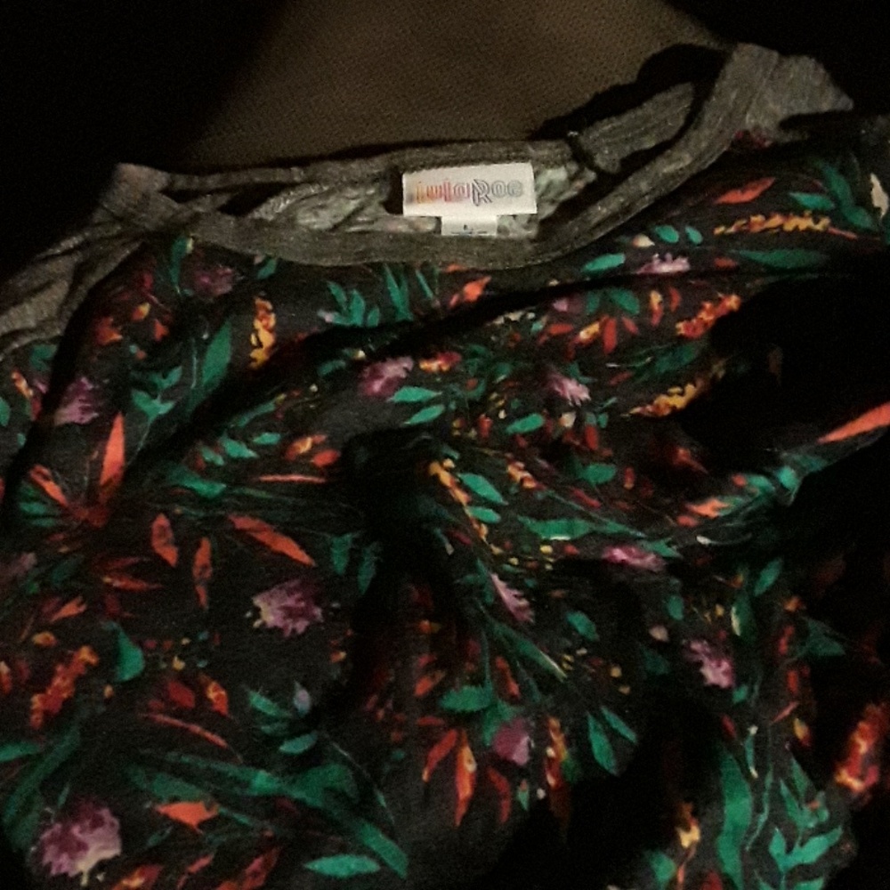 Large Lularoe